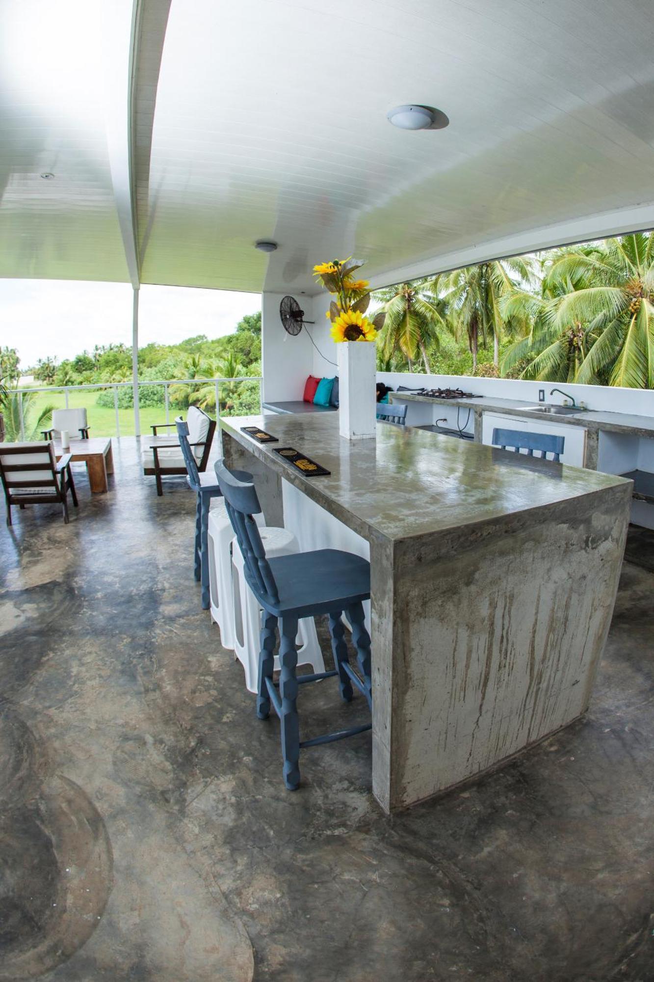 Show Pony Beach Resort And Suites Las Lajas  Exterior foto